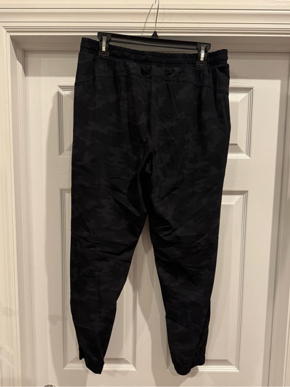 Fabletics joggers - Picture 2 of 5